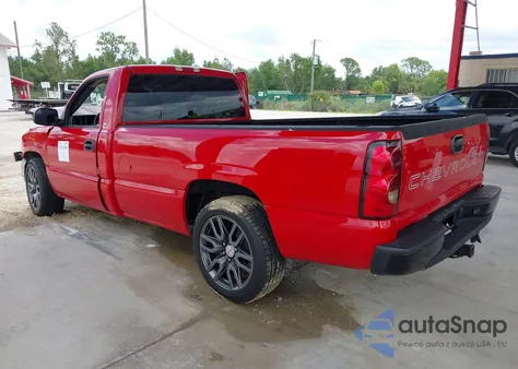 2004 Chevrolet Silverado 1500 Work Truck z USA, uszkodzony, nr VIN 1GCEC14X24Z137999